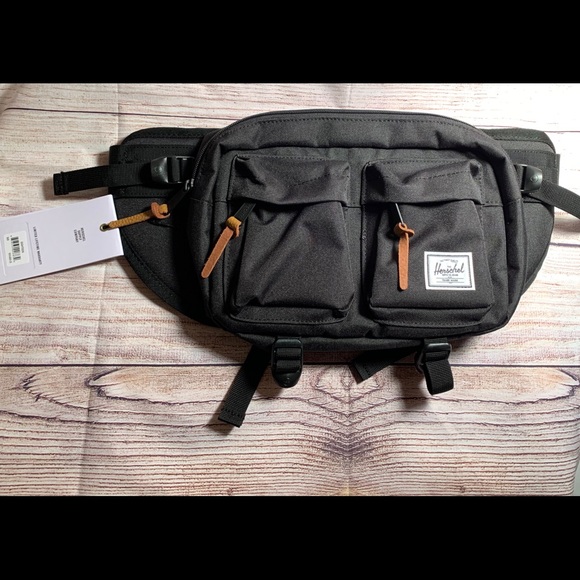 NWT Herschel Eighteen Hip Pack Crossbody Bag - Picture 3 of 8